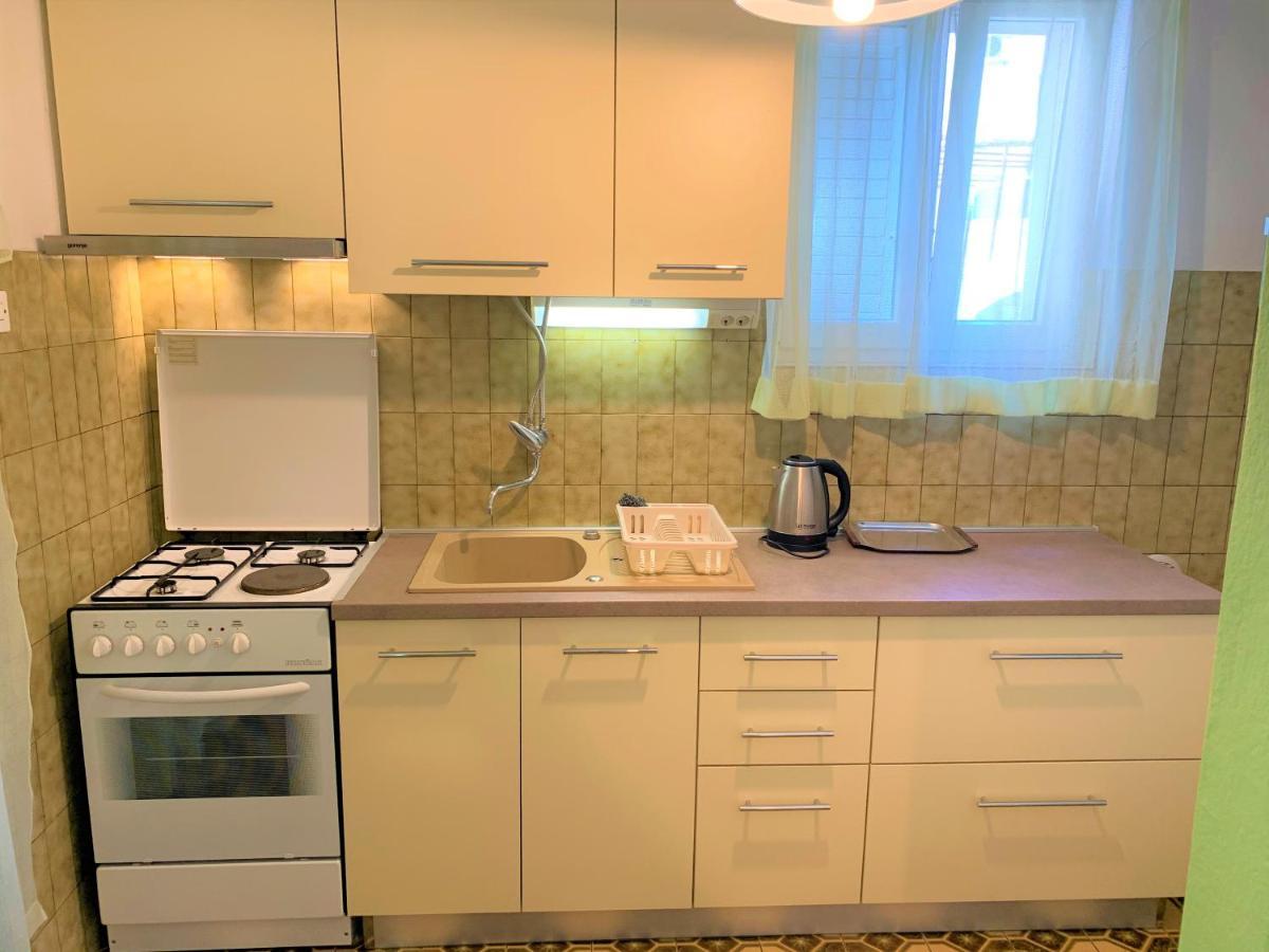 Roko Apartment House Primošten Eksteriør bilde