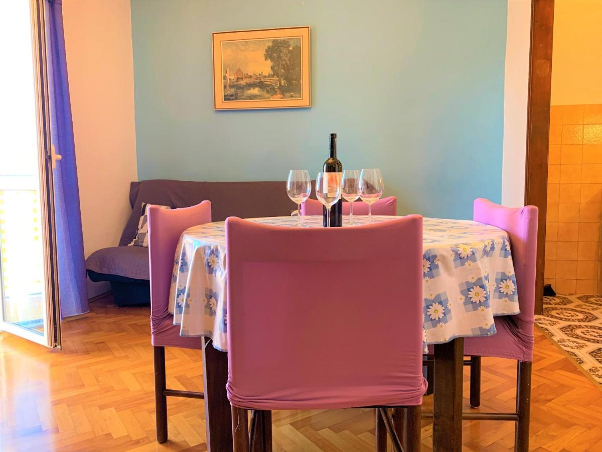 Roko Apartment House Primošten Eksteriør bilde