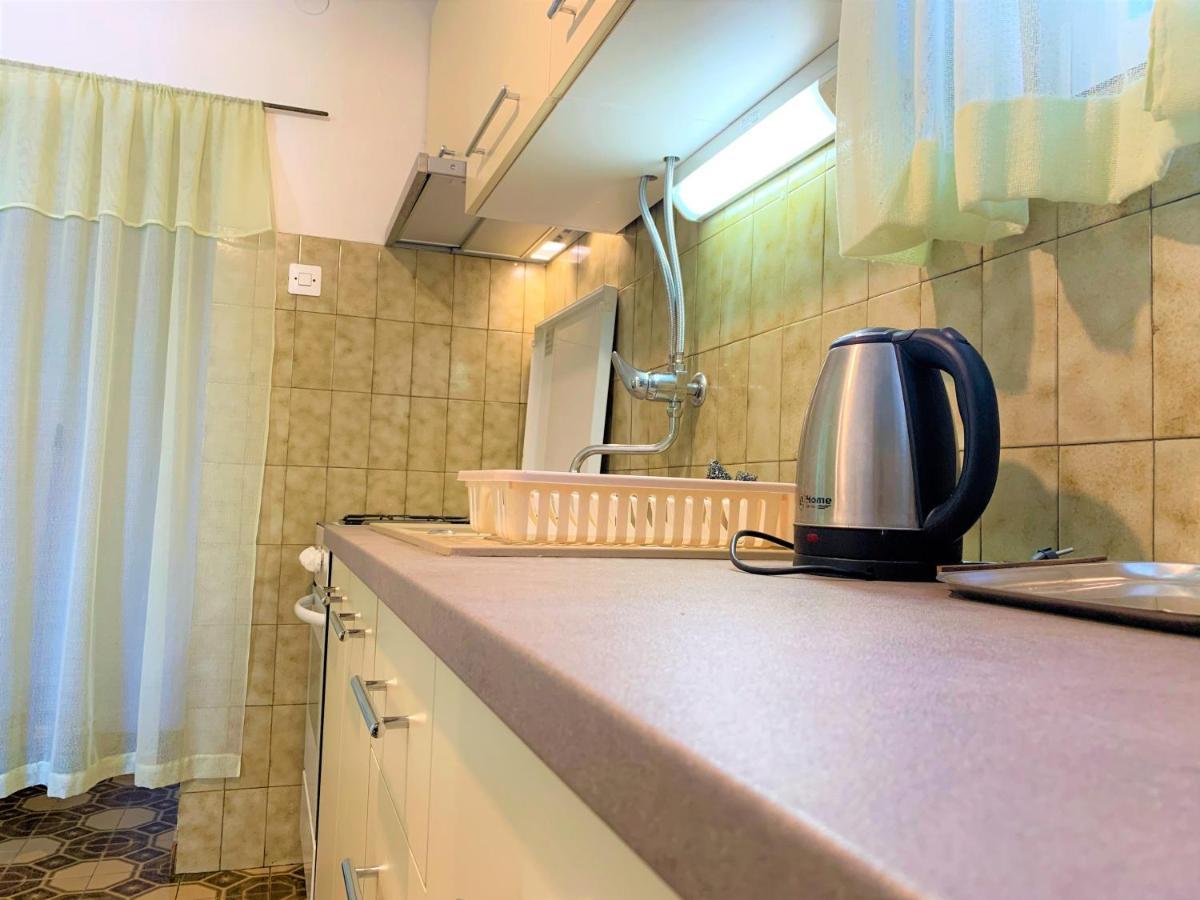 Roko Apartment House Primošten Eksteriør bilde