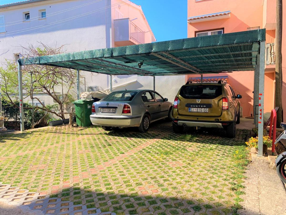 Roko Apartment House Primošten Eksteriør bilde