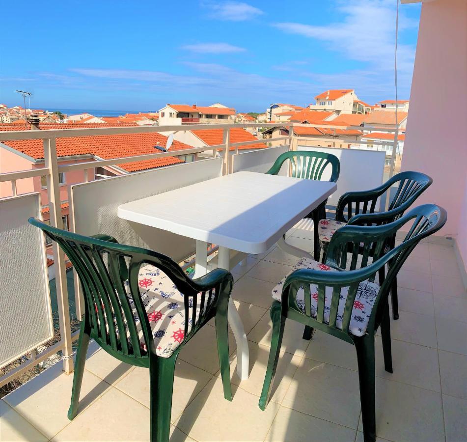 Roko Apartment House Primošten Eksteriør bilde