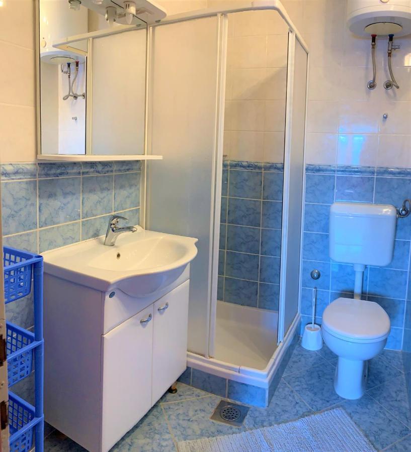 Roko Apartment House Primošten Eksteriør bilde